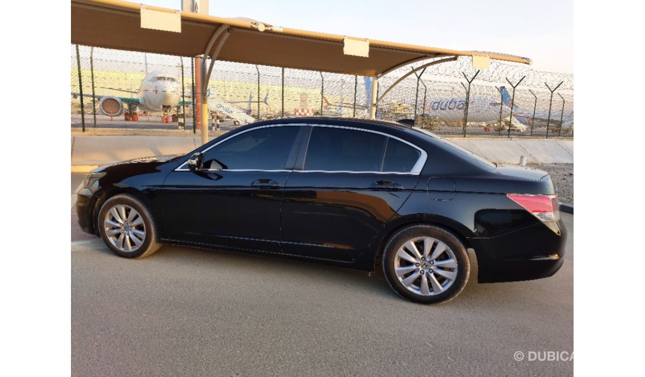 هوندا أكورد LX 2.4L 4-Door