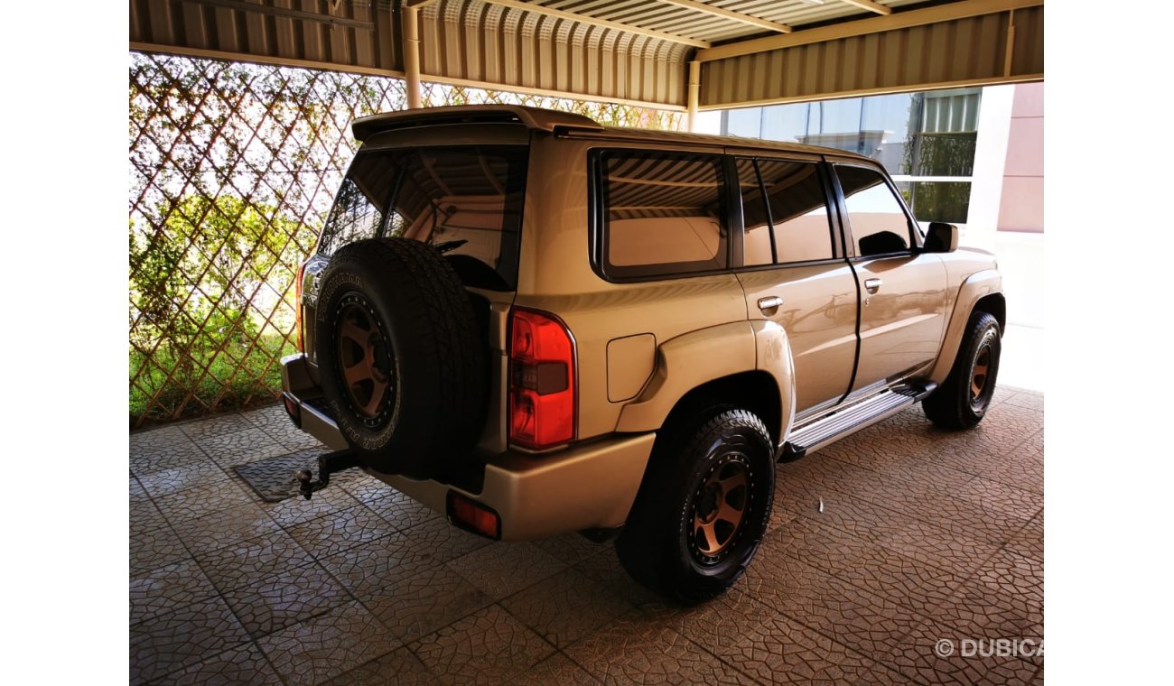 Nissan Patrol Safari