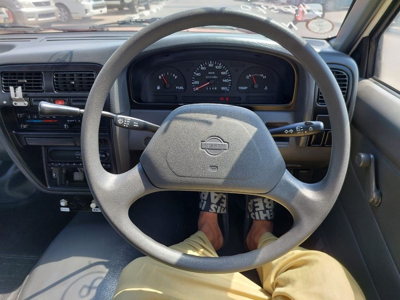 Nissan Pickup NISSAN DATSUN PICKUP RHD 1997 MODEL 2.0 L PETROL MANUAL(PM40549)