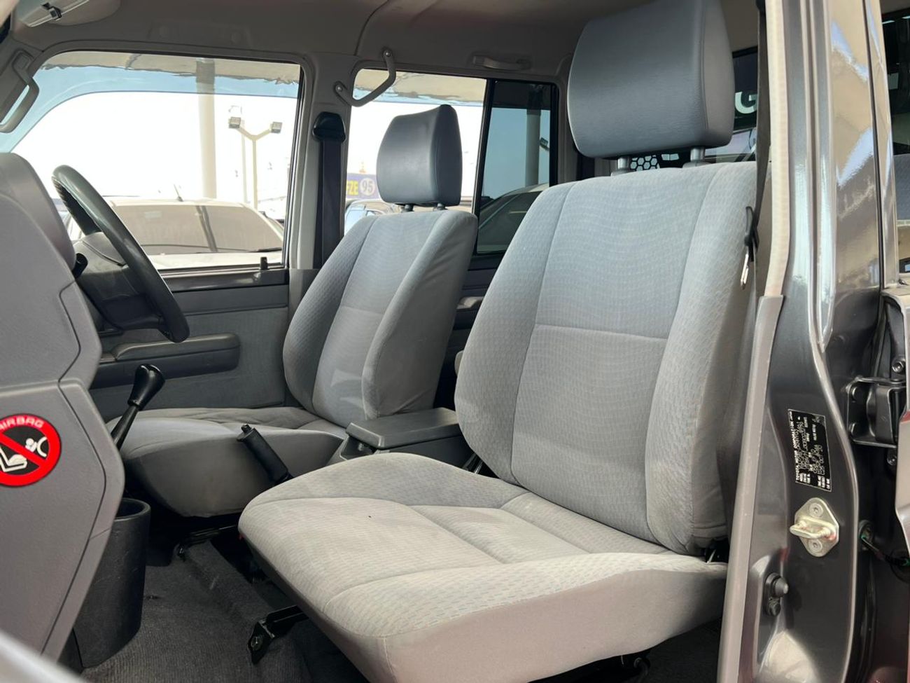 Toyota Land Cruiser Pick Up The Toyota Land Cruiser Pickup (specifically the 70 Series/LC79) is a legendary, heavy-duty 4WD work