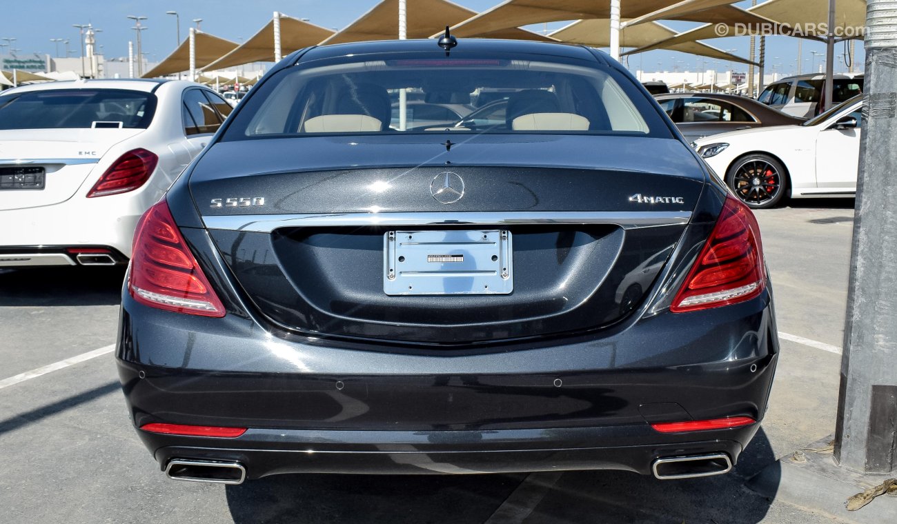 مرسيدس بنز S 550 4Matic