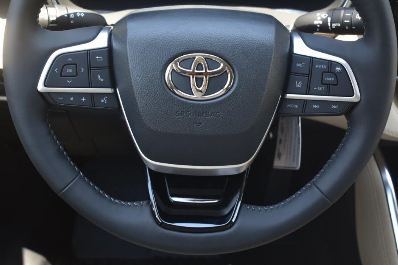 Toyota Highlander Limited Platinum AWD 2.4L Turbo  7 Seat Automatic Transmission