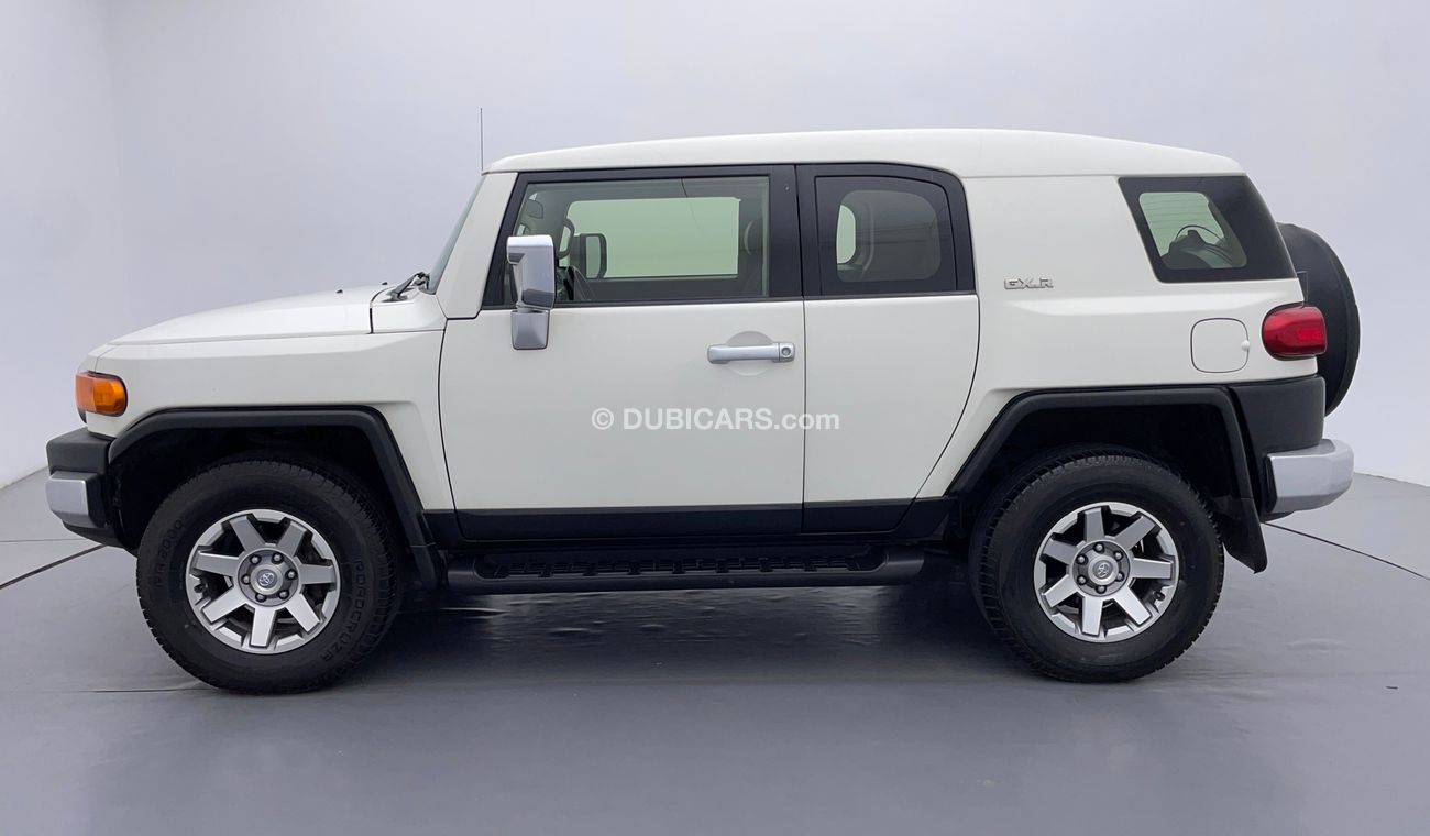 Toyota FJ Cruiser GXR 4 | Zero Down Payment | Free Home Test Drive