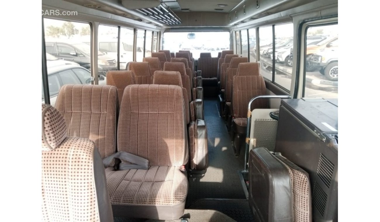 Toyota Coaster TOYOTA COASTER BUS RIGHT HAND DRIVE (PM856)