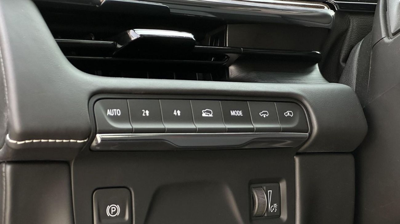 Cadillac Escalade Sport Platinum 6.2L V8 For Export