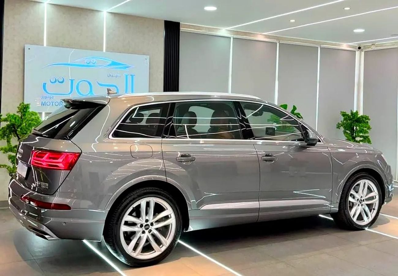 Audi Q7 45 TFSI PERFECT QUATTRO * S-LINE* || HIGHEST CATEGORY || LUXURY || GCC || LOW MILEAGE