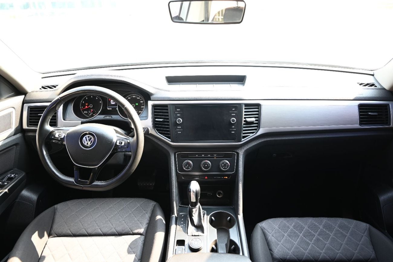 Volkswagen Teramont Trendline 3.6L - 0% DP - GCC SPECS - VOLKSWAGEN TERAMONT 4WD - FIRST OWNER