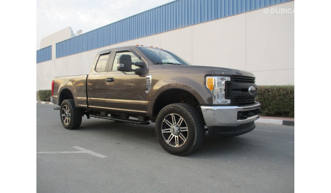 Ford F 250 SUPPER DUTY 2017 LOW MILEAGE