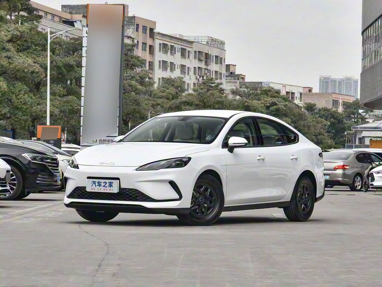 بي واي دي سيل 05 DM-i Seal 05 Dm-i Smart Driving Edition 55km Luxury Model | for Export