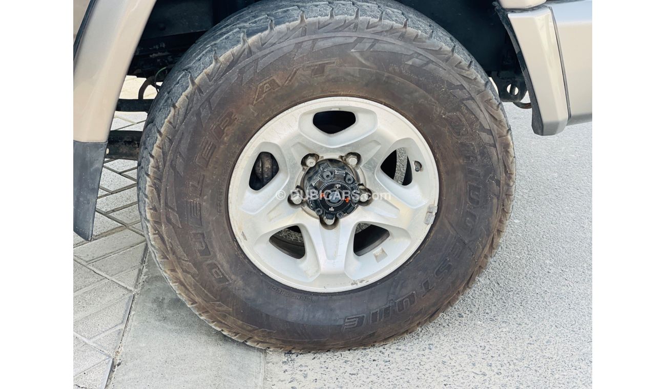 Toyota Land Cruiser Pick Up Toyota Landcruiser double cabin pick up model 2017 Diesel engine color gray  car very good and clean