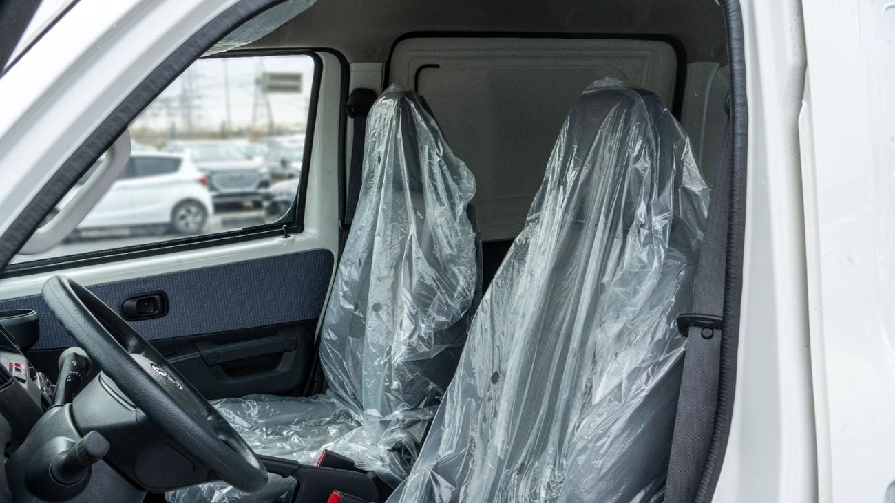 تويوتا لايت آيس 2026 Toyota LiteAce 1.5L AT Petrol (White-Black)