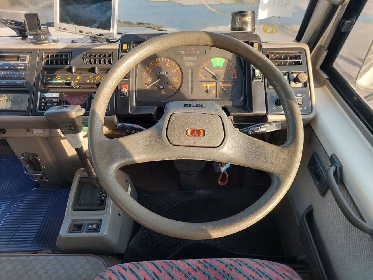 Mitsubishi Rosa MITSUBISHI ROSA BUS RHD 1995 MODEL 3.9 L DIESEL AUTOMATIC(PM30430)