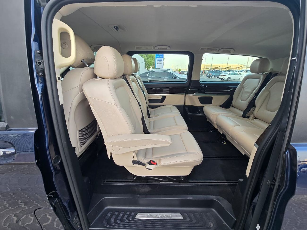 مرسيدس بنز V 250 اكسكلوسيف