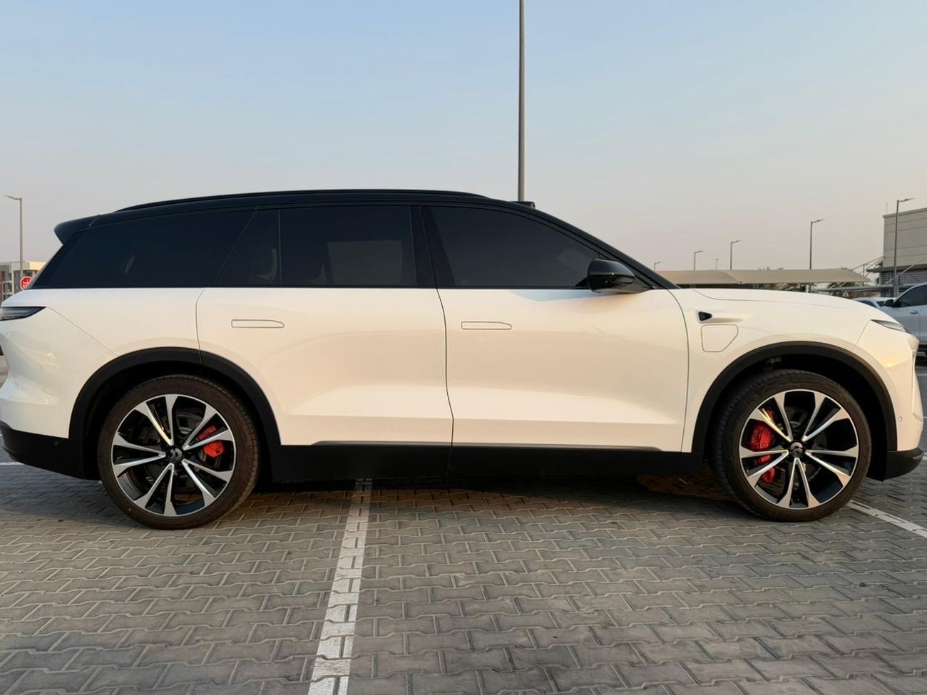 نيو ES8 NIO ES8 2023 Full Option