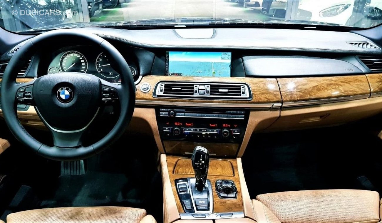 بي أم دبليو 750 BMW 750LI 2012 MODEL GCC CAR IN BEAUTIFUL CONDITION FOR 53K AED WITH FULL INSURANCE,WARRANTY,REG.