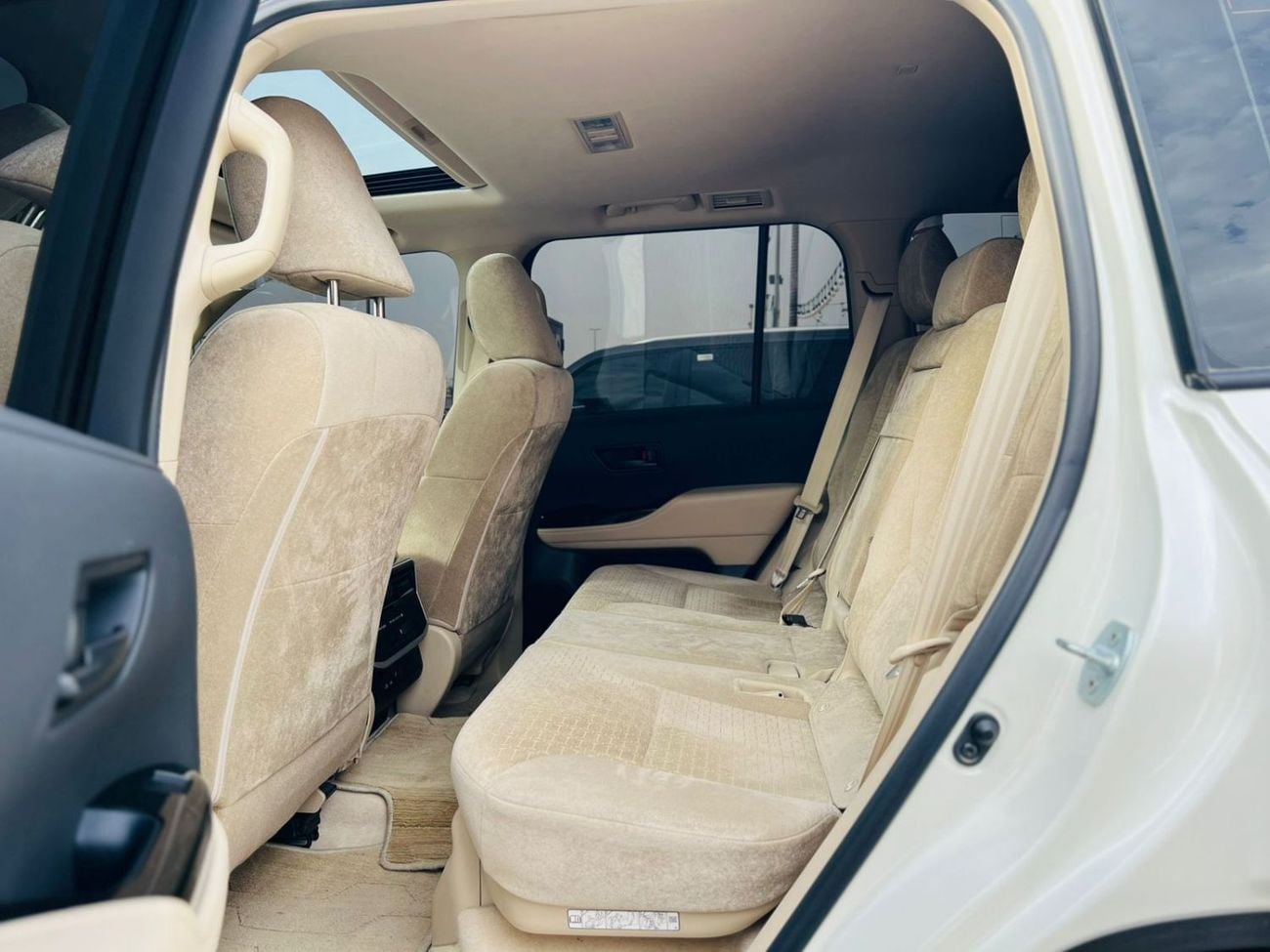 Toyota Land Cruiser EXR 4.0L TOYOTA LAND CRUISER 2023. EX-R 4.0L/V6