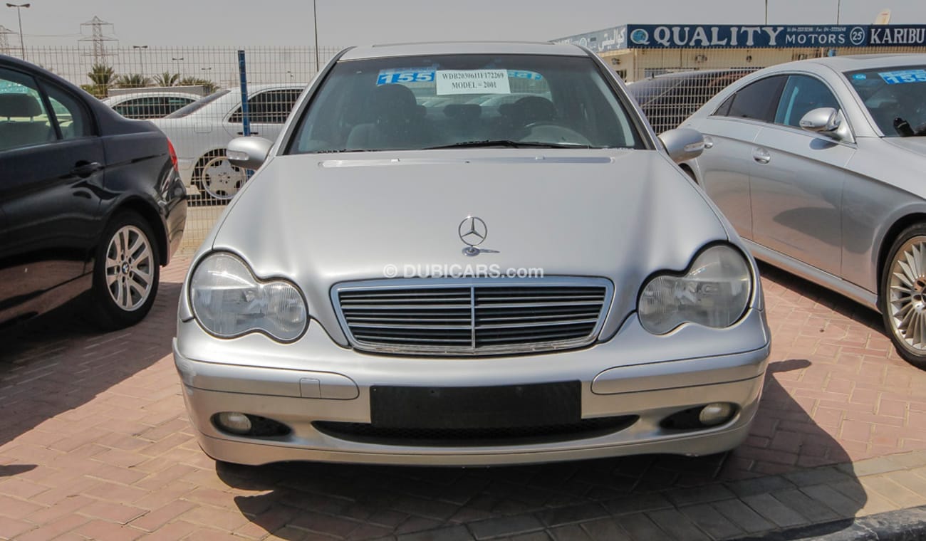 Mercedes-Benz C 240
