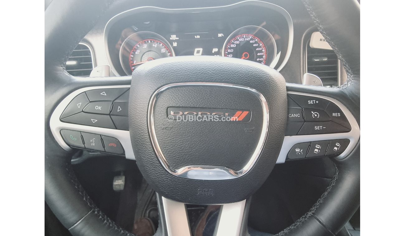 Dodge Charger 5.7 litre V8 Hemi