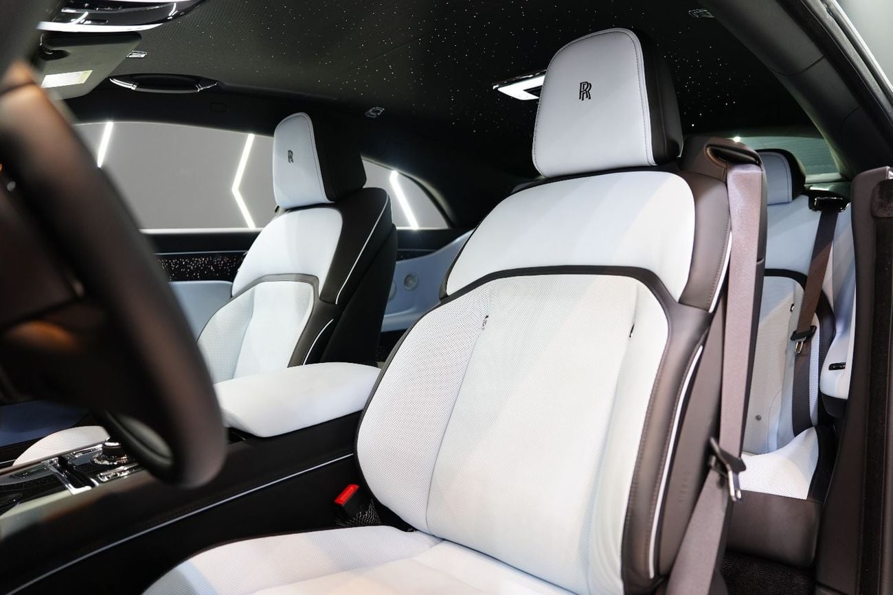 Rolls Royce Spectre STD , Bespoke Audio, Illuminated Grille, Starlight, Dealer Warrr + Serv!!