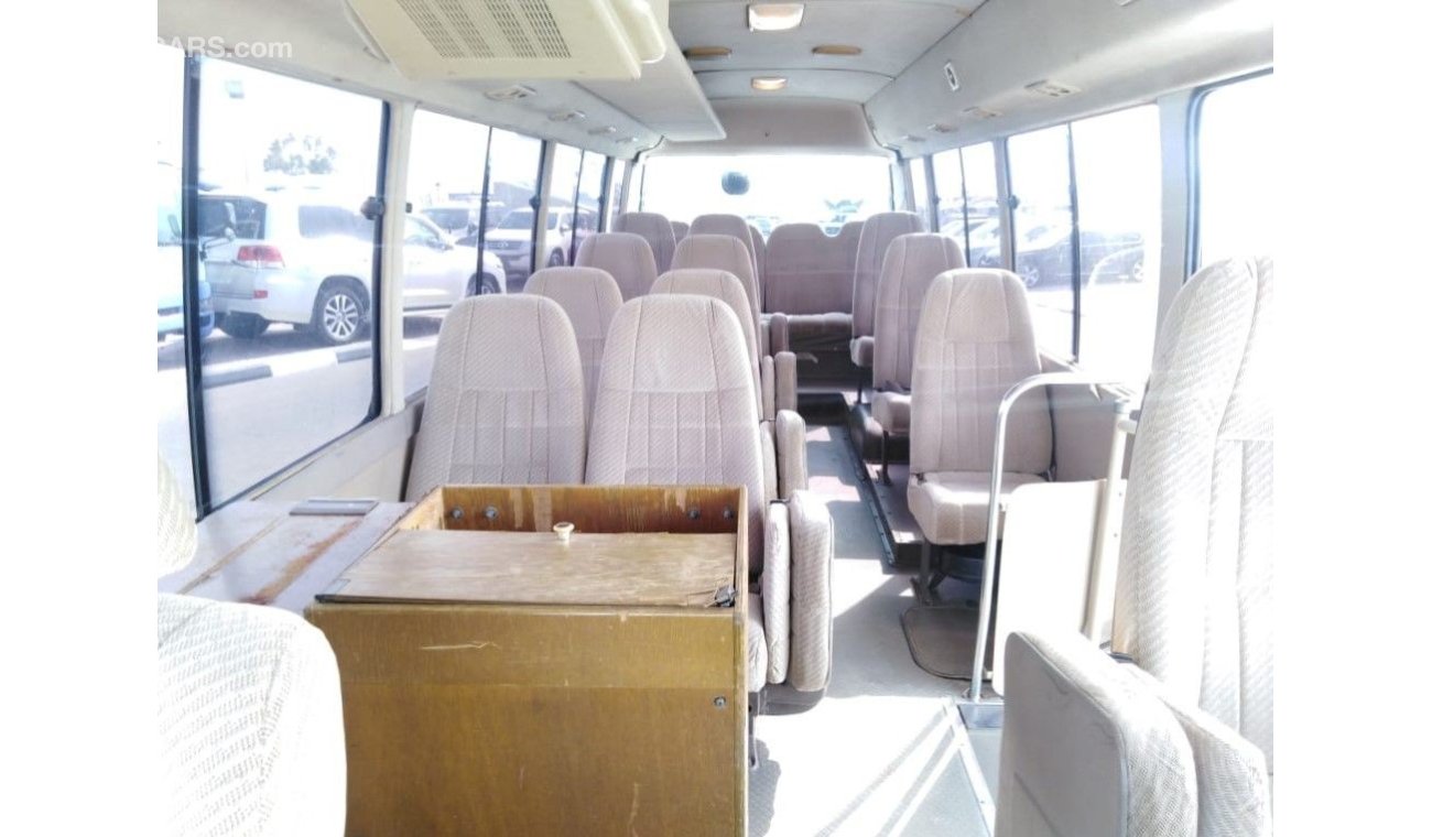 Toyota Coaster Toyota Coaster Right Hand Drive (Stock PM 835)