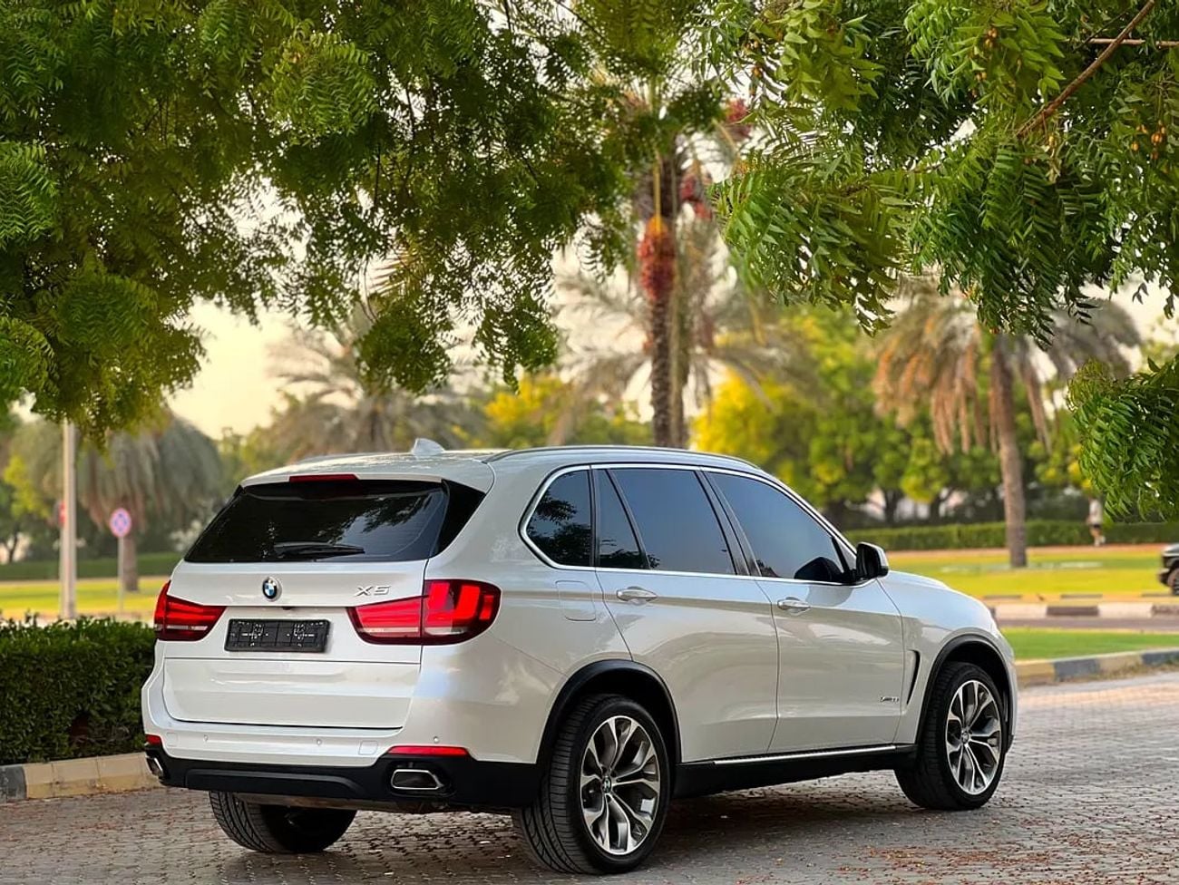 بي أم دبليو X5 sDrive35i | GCC Specs | Well Maintained