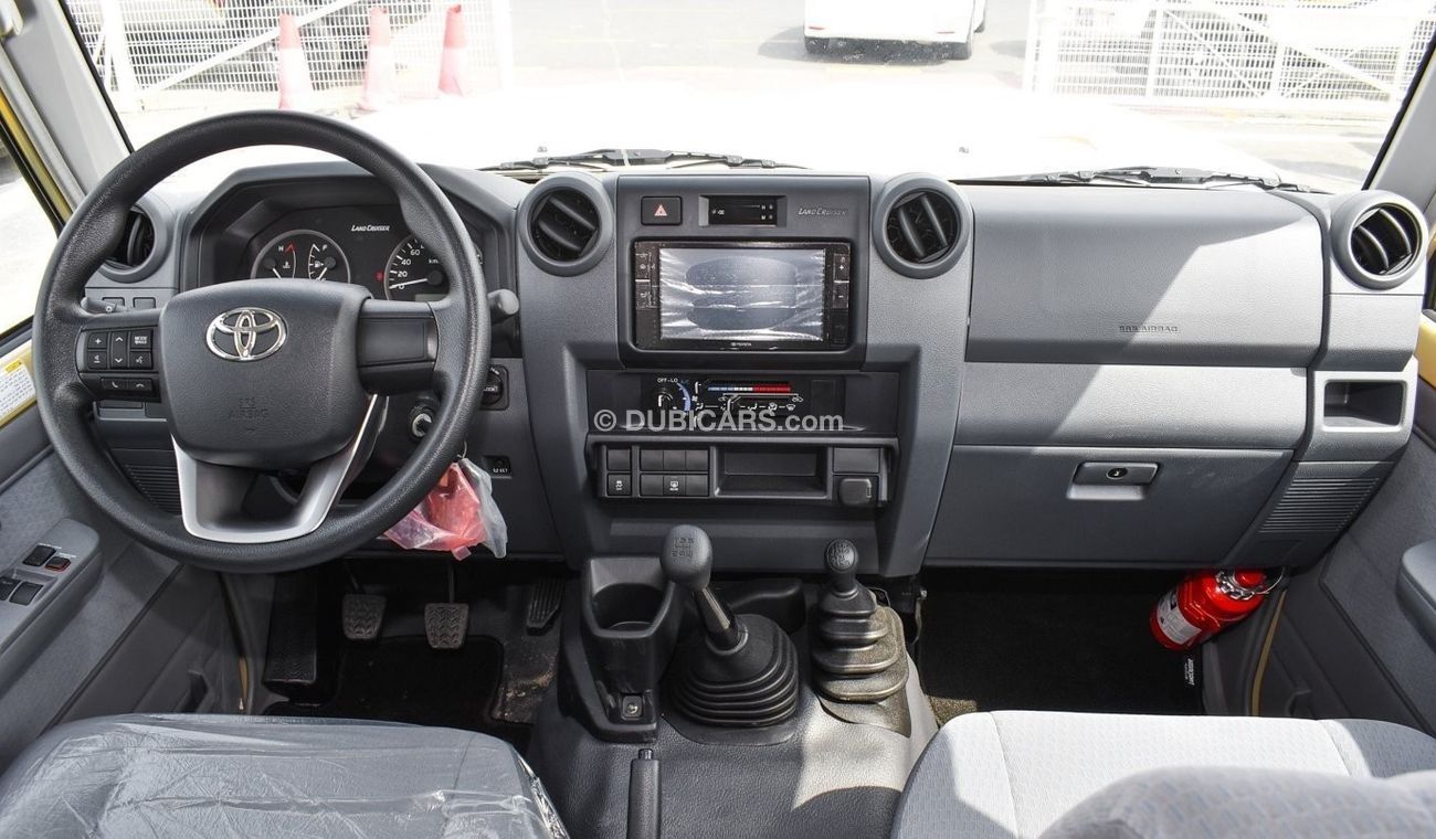 Toyota Land Cruiser 70 4.0L V6 Petrol