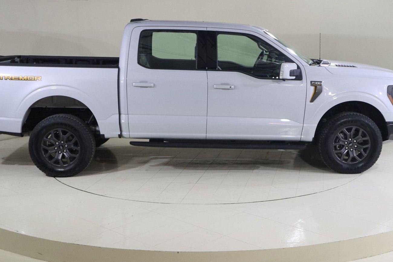 Ford F-150 TREMOR CREW CAB LUX /TR1725 / AL TAYER MTOROS/AL QOUZ SHOWROOM