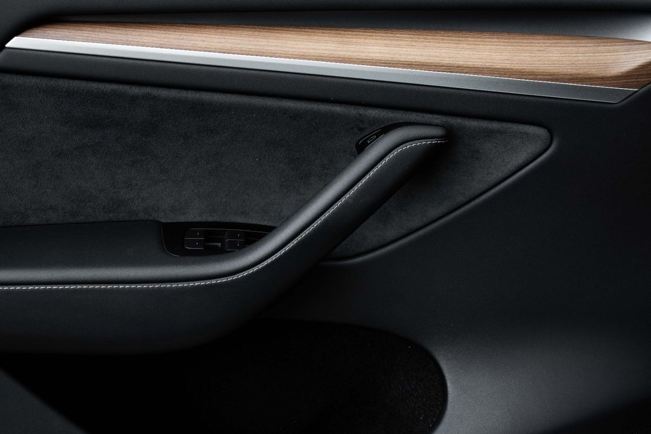 تسلا موديل Y Long Range | 3,427 P.M  | 0% Downpayment | Enhanced Autopilot | Pearl White