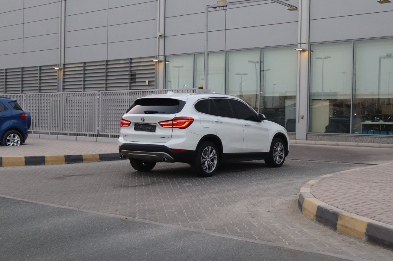 BMW X1 sDrive 18i 1.5L