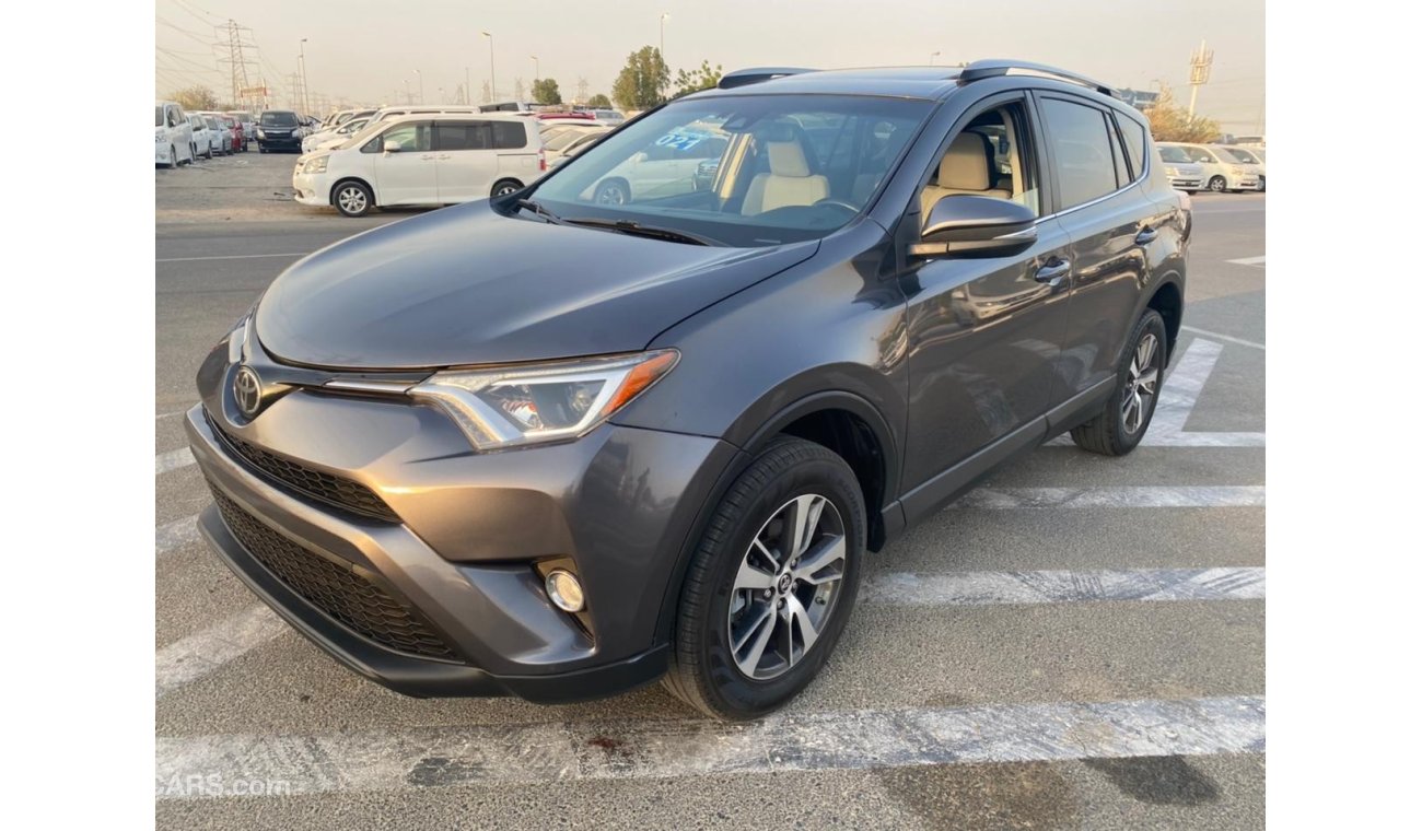 Toyota RAV4 2017 TOYOTA RAV-4 / XLE / MID OPTION