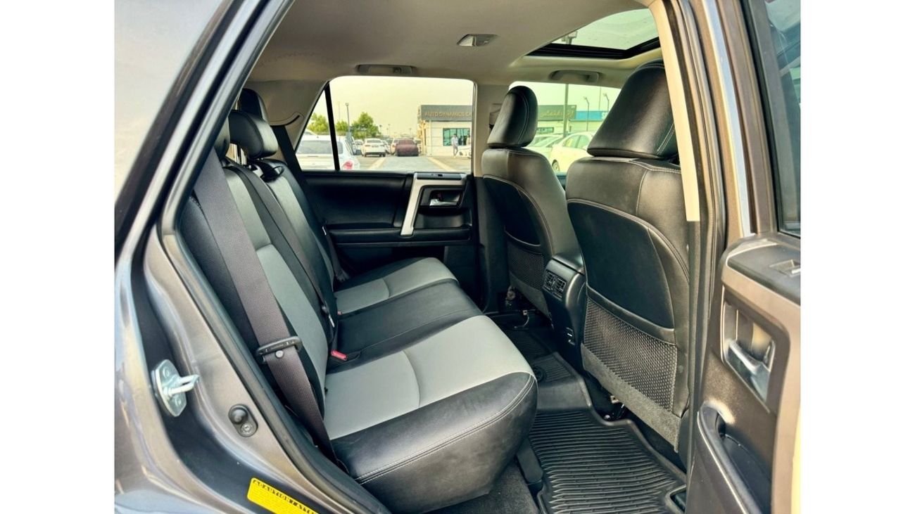 Toyota 4Runner 2019 SR5 PREMIUM SUNROOF 4x4 FULL OPTION US SPEC