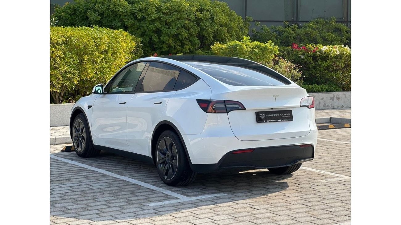 Tesla Model Y Tesla Model Y  Auto Pilot  2023 GCC Zero Km Under Warranty