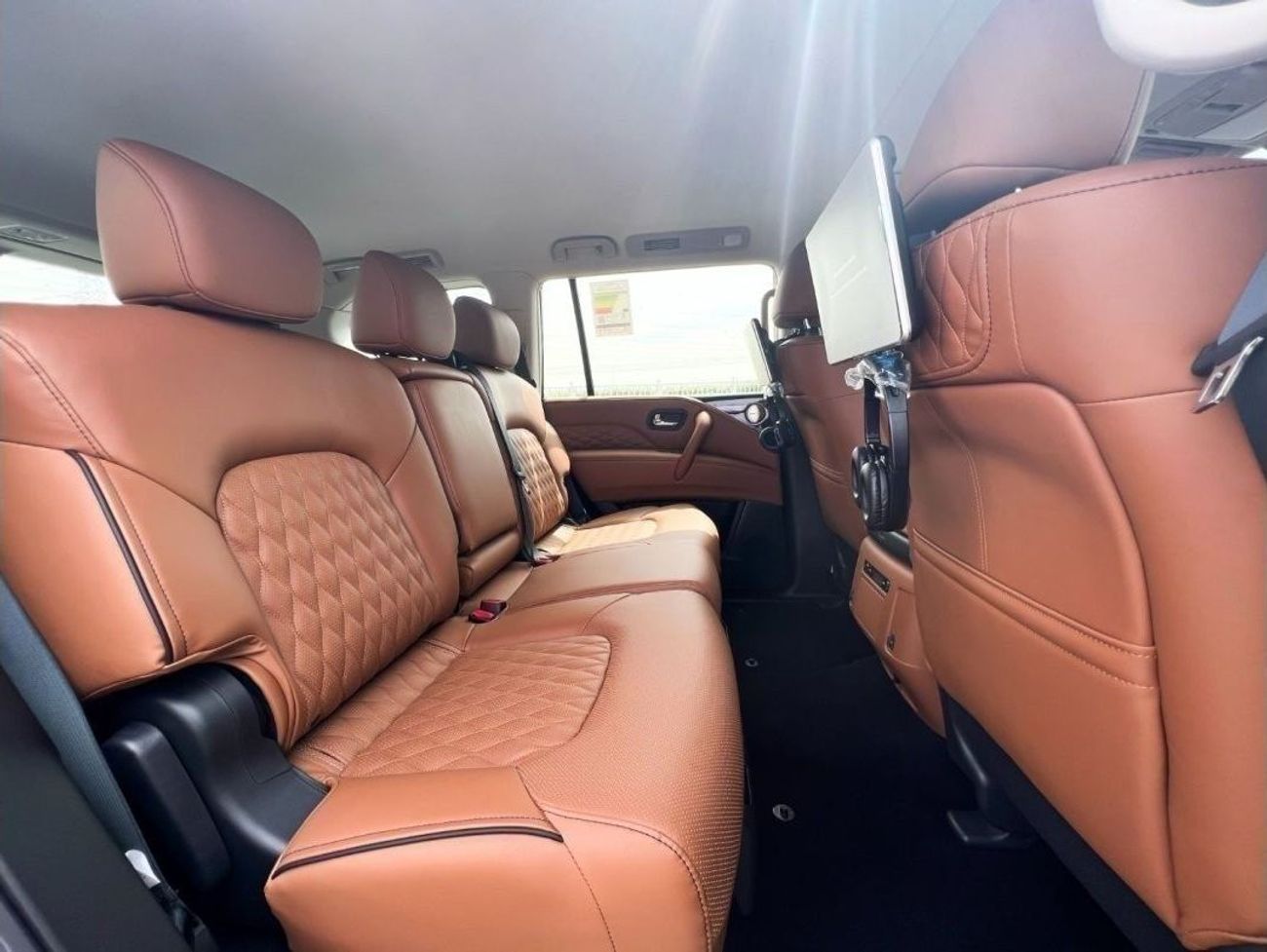 Infiniti QX80 Infinity QX80 Luxury 2024 (EXPORT ONLY)