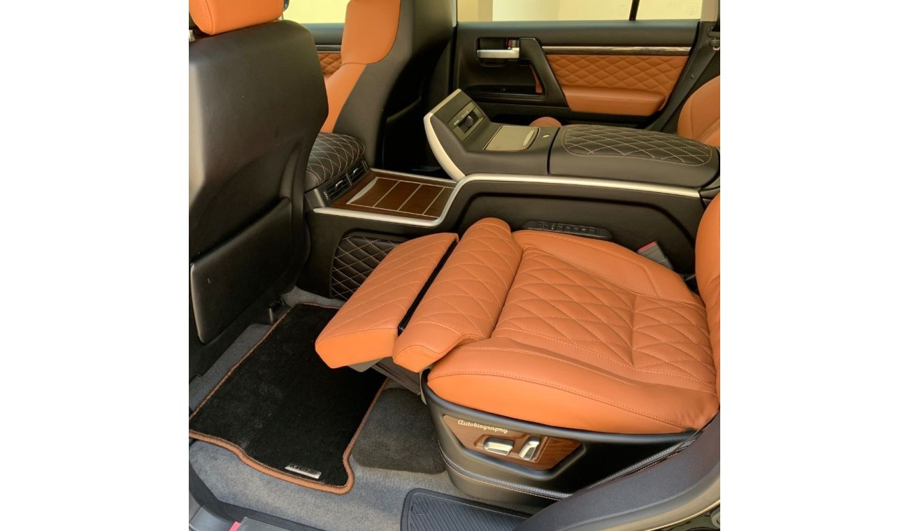 تويوتا لاند كروزر 4.5L GXR Diesel A/T with MBS Autobiography Massage  Seat