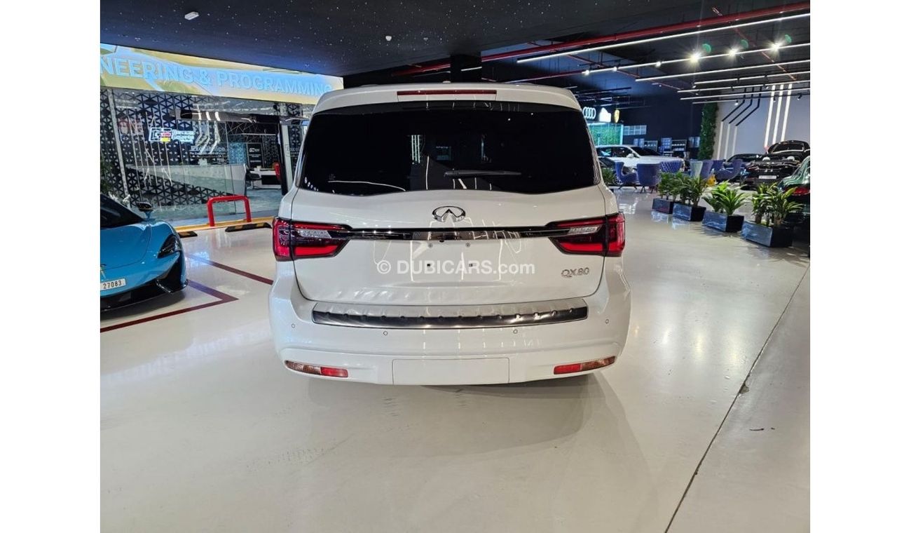 Infiniti QX80 Black Edition 8 Infiniti QX80 Black Edition 2022/
