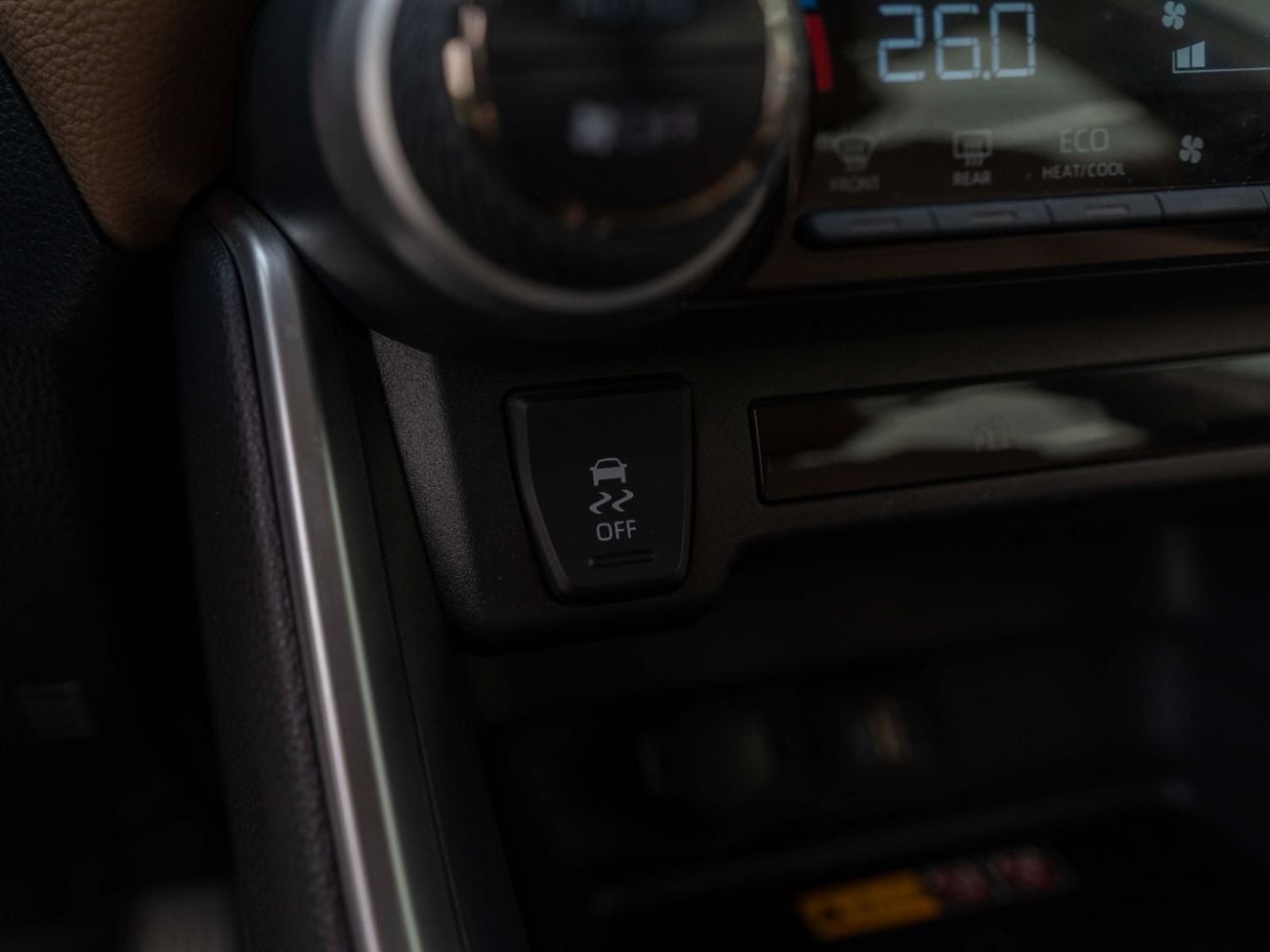 Toyota RAV4 2.5L (2WD) VX