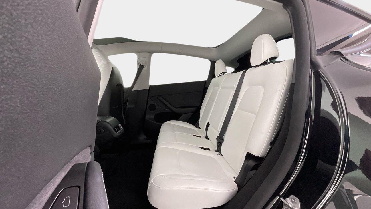 تسلا موديل Y Performance (Dual Motor) | upto AED 20,000 Ramadan Discount | شامل الضمان | 0 ﺪﻔﻋﺓ ﺃﻮﻟﻯ