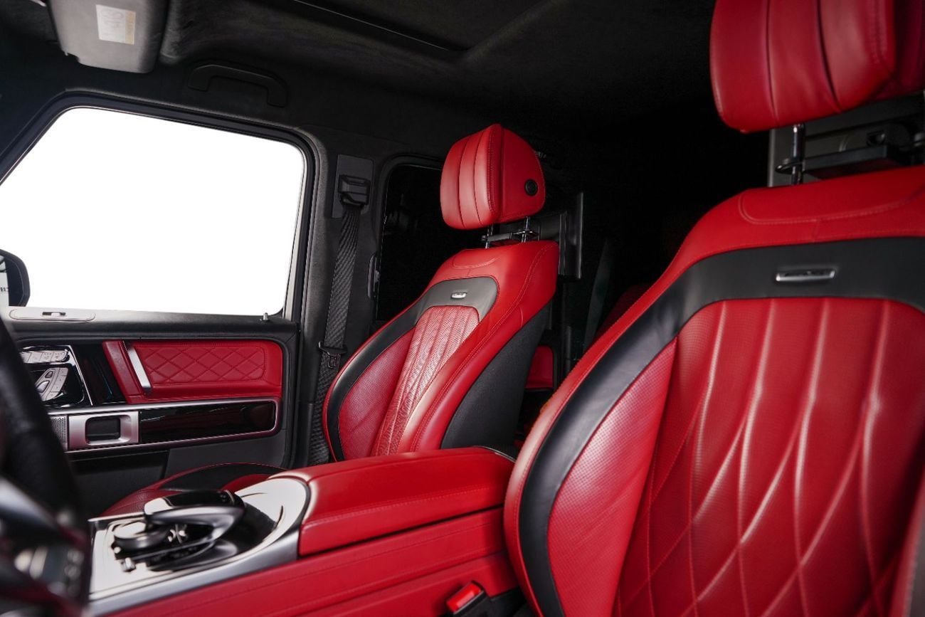 Mercedes-Benz G 63 AMG Std 4.0L Night Package- first Edition