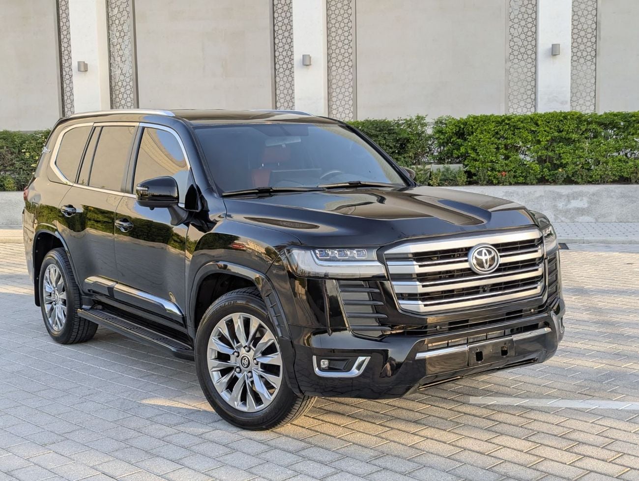 Toyota Land Cruiser  4.0L Completely Modified Exteriorly & Interiorly to 2025 model Year V6 1GR Petrol Engine Automat