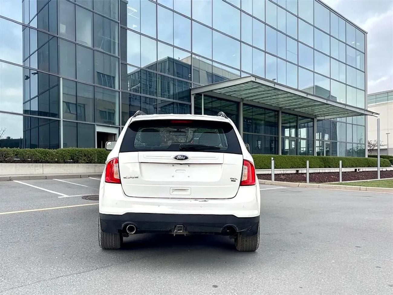 Ford Edge SE 3.5L SE - GCC Specs