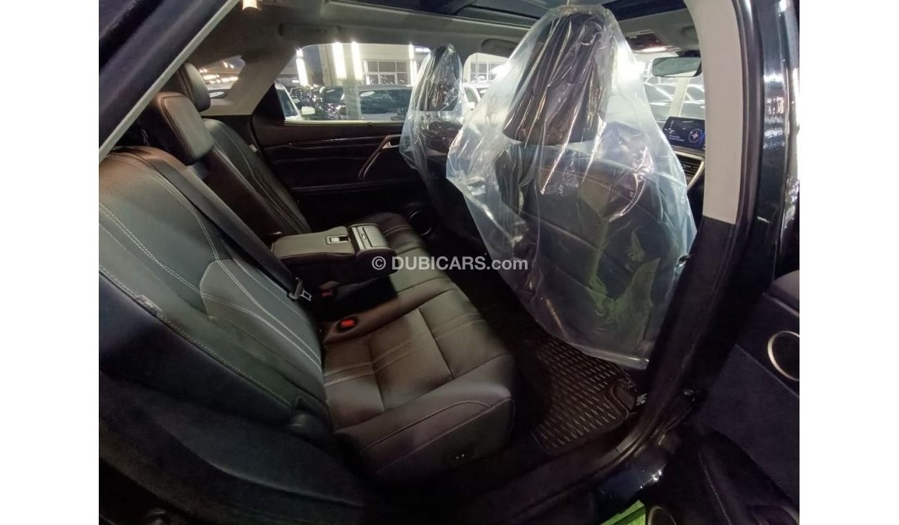 Lexus RX350 Platinum The car is very good, in perfect condition, looks clean from the outside and inside without