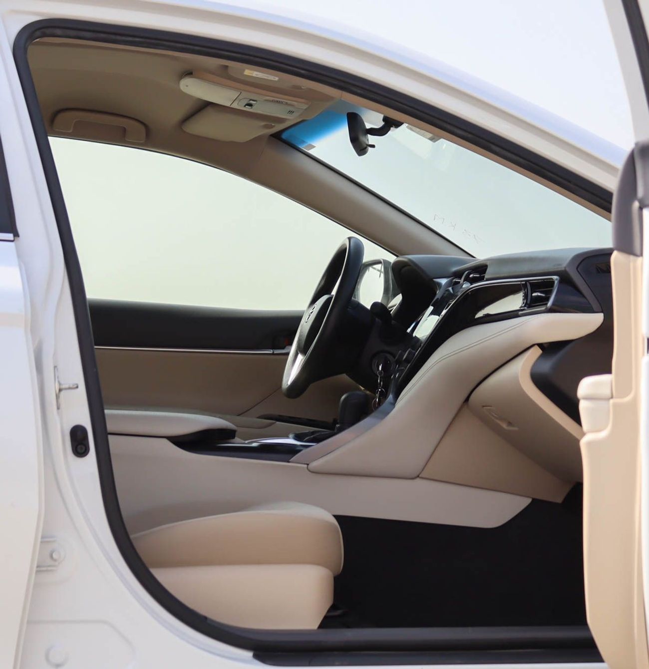 تويوتا كامري S 2.5L (204 HP) Toyota Camry 2020 GCC, without paint, without accidents, in excellent condition 1388