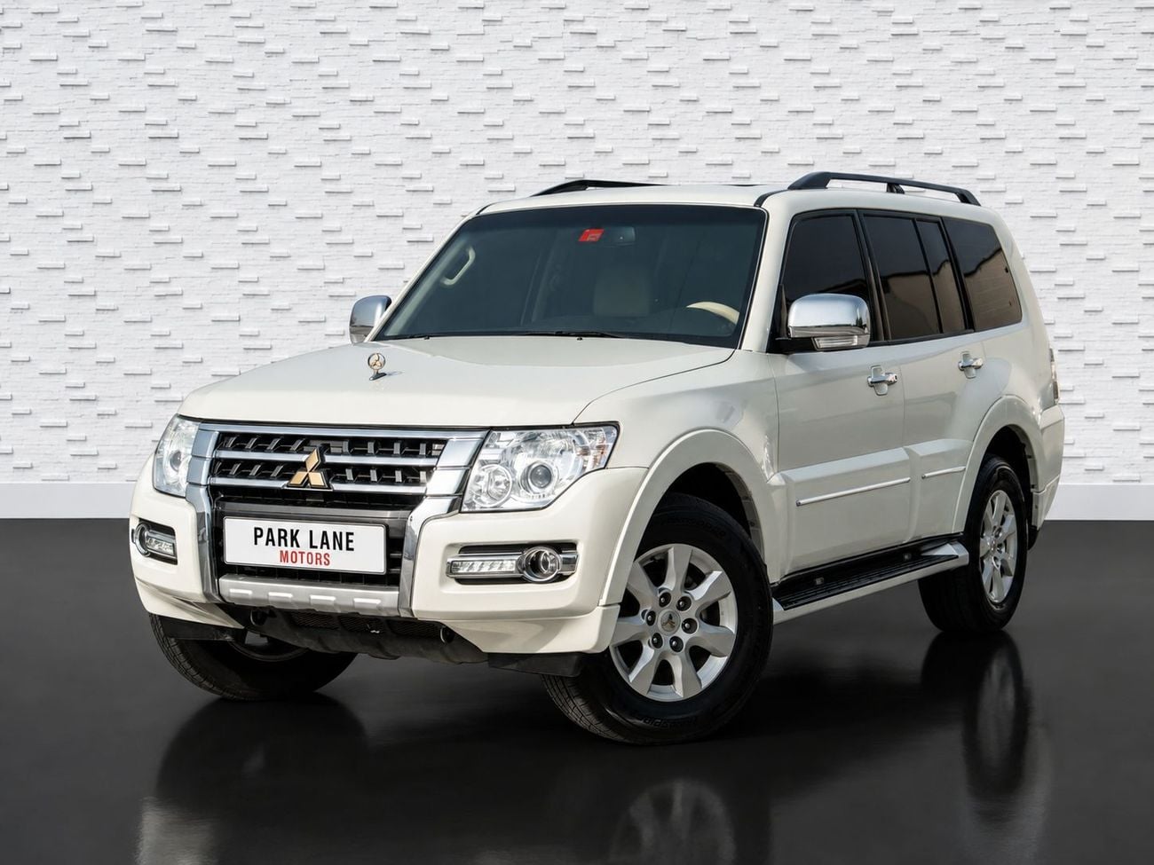 Mitsubishi Pajero GLS H/L GOLD — фото 1