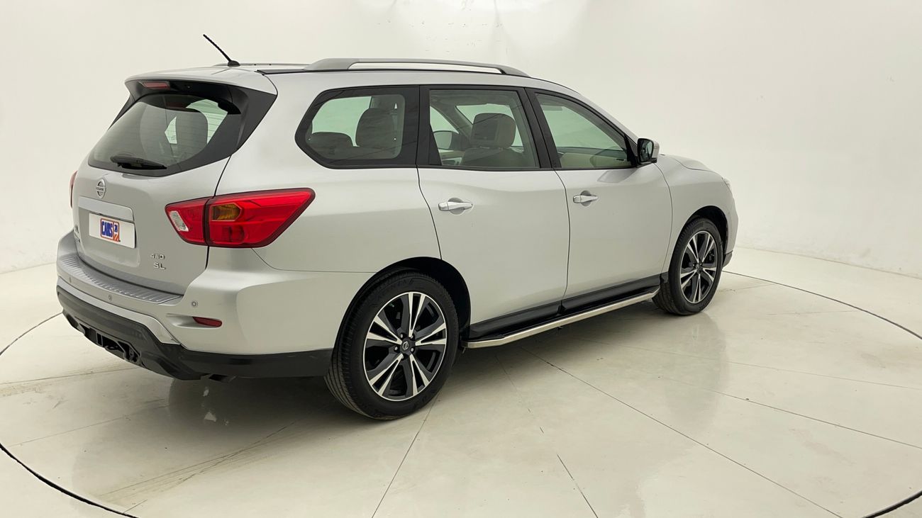 نيسان باثفايندر SL 3.5 | بدون دفعة مقدمة | اختبار القيادة في المنزل