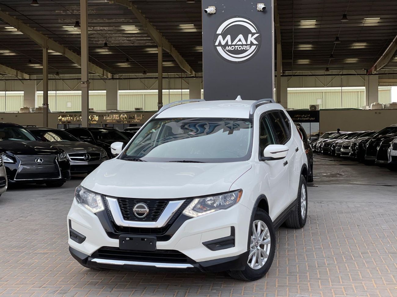 نيسان روج روج اكس-تريل / اصدار خاص / بحالة ممتازة