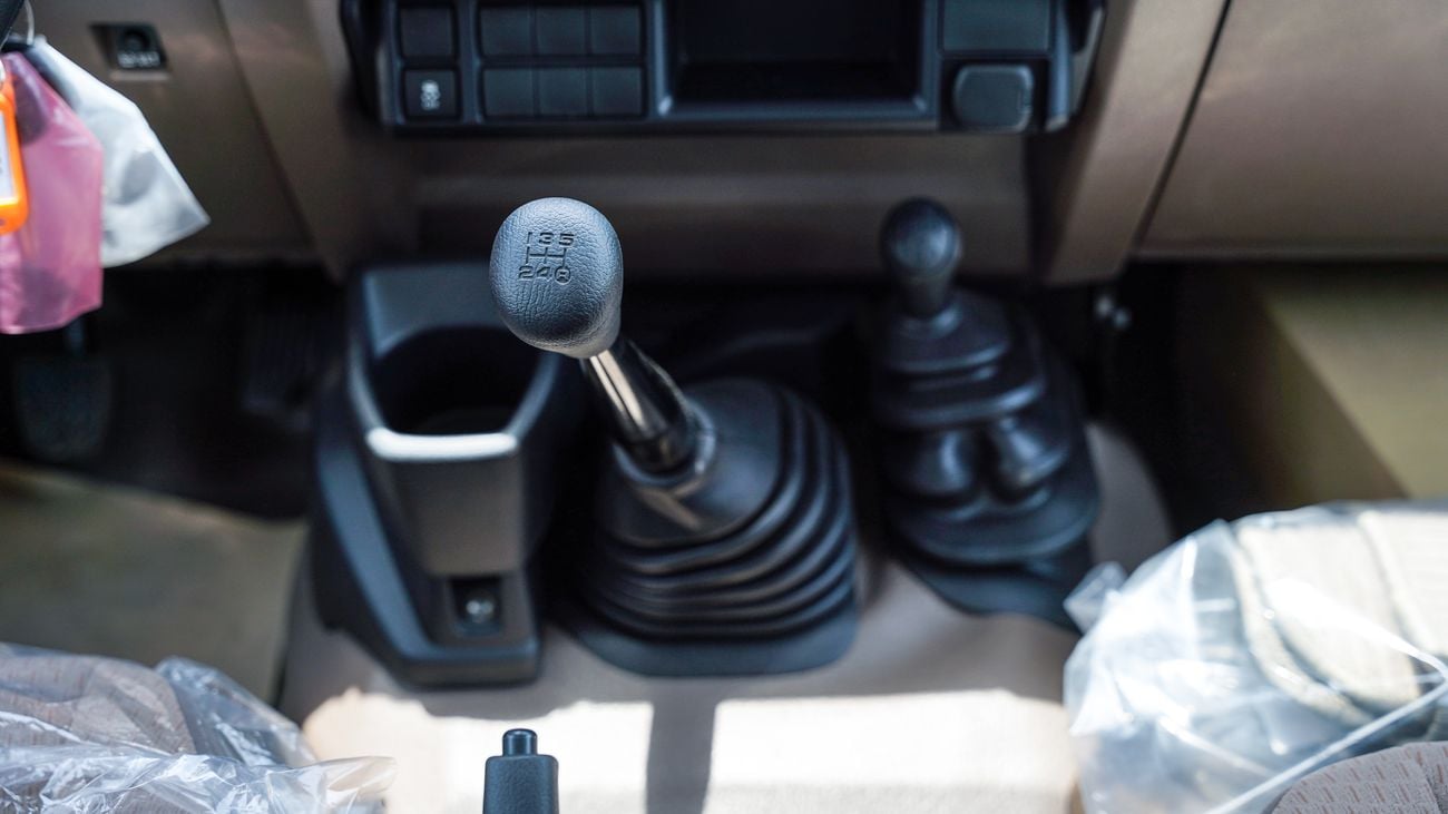 Toyota Land Cruiser Pickup 70