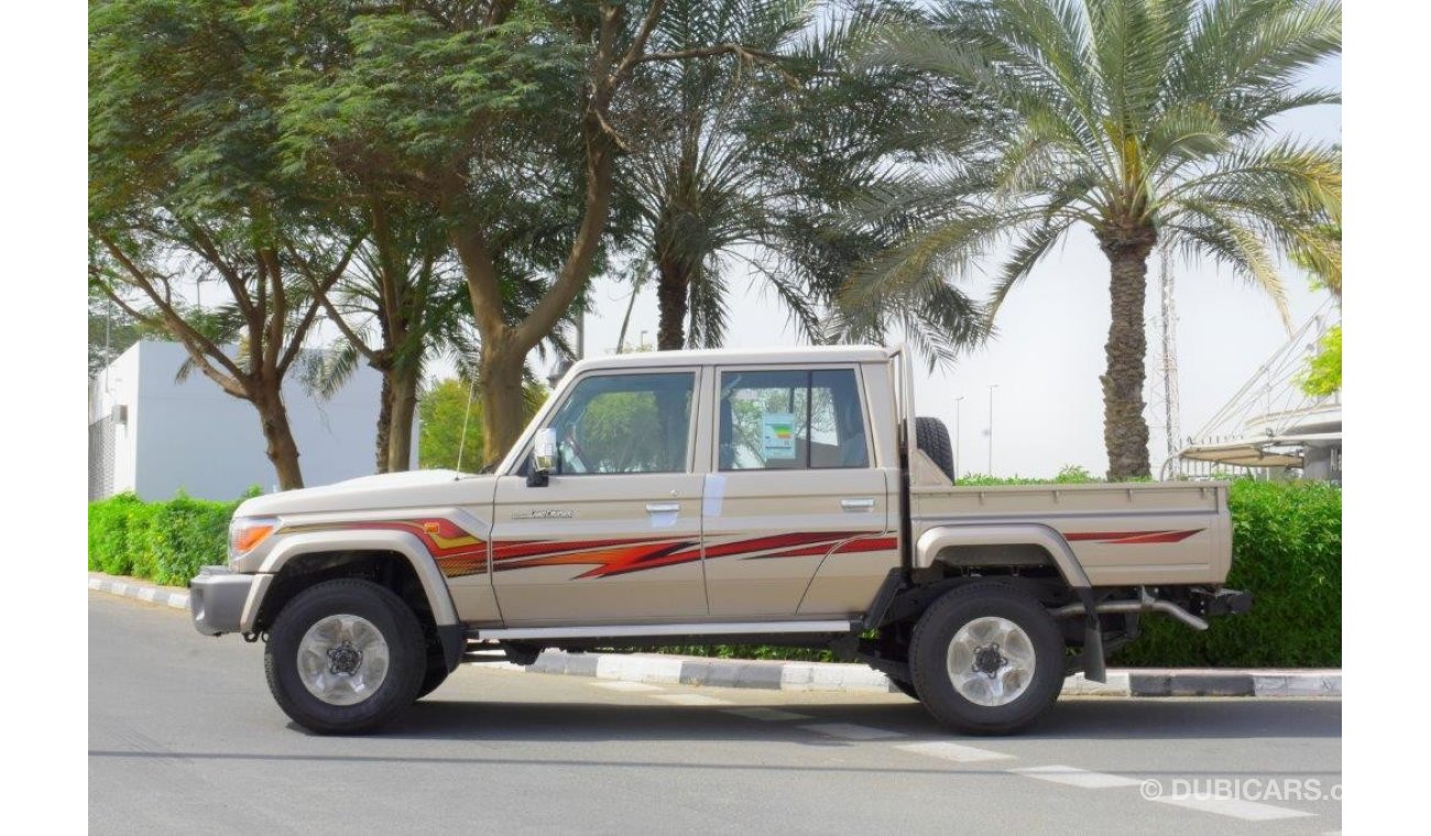 Toyota Land Cruiser Pick Up Double Cab V6 4.0L petrol with Winch & Differential Lock 2019