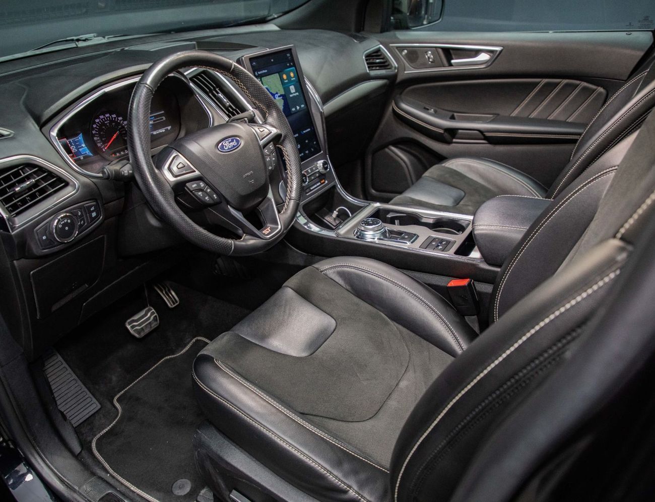 Ford Edge ST Black Exterior Package • Agency Warranty + Service Contract • GCC •