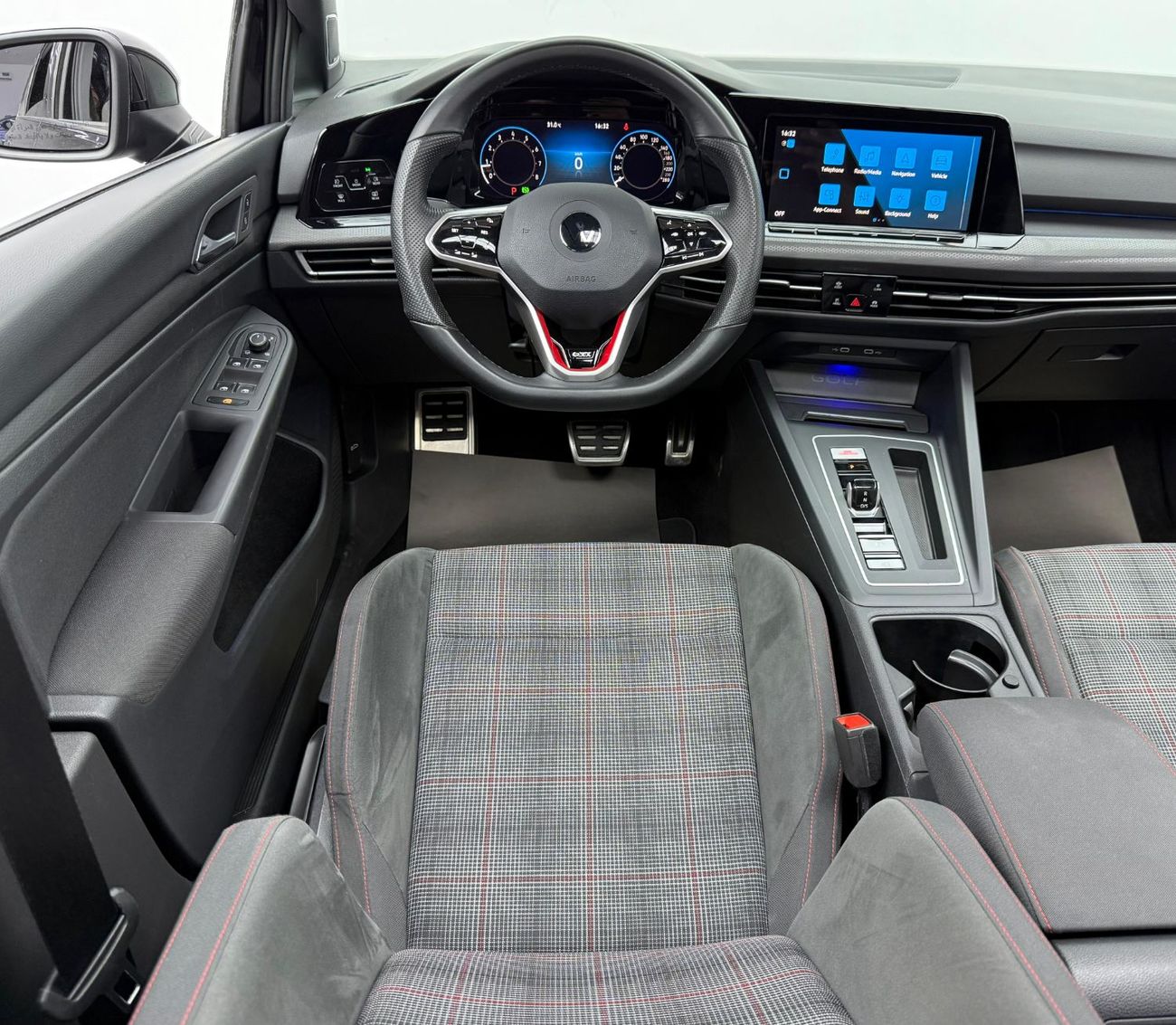 Volkswagen Golf GTI Sport 2.0T 2021 Volkswagen Golf GTI, Service History, Excellent Condition, GCC