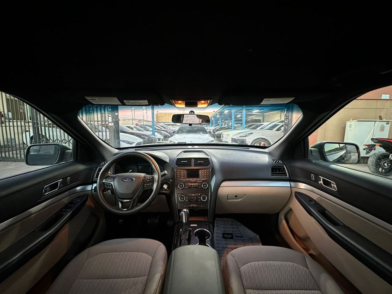 Ford Explorer XLT 202A 2.3L 4WD